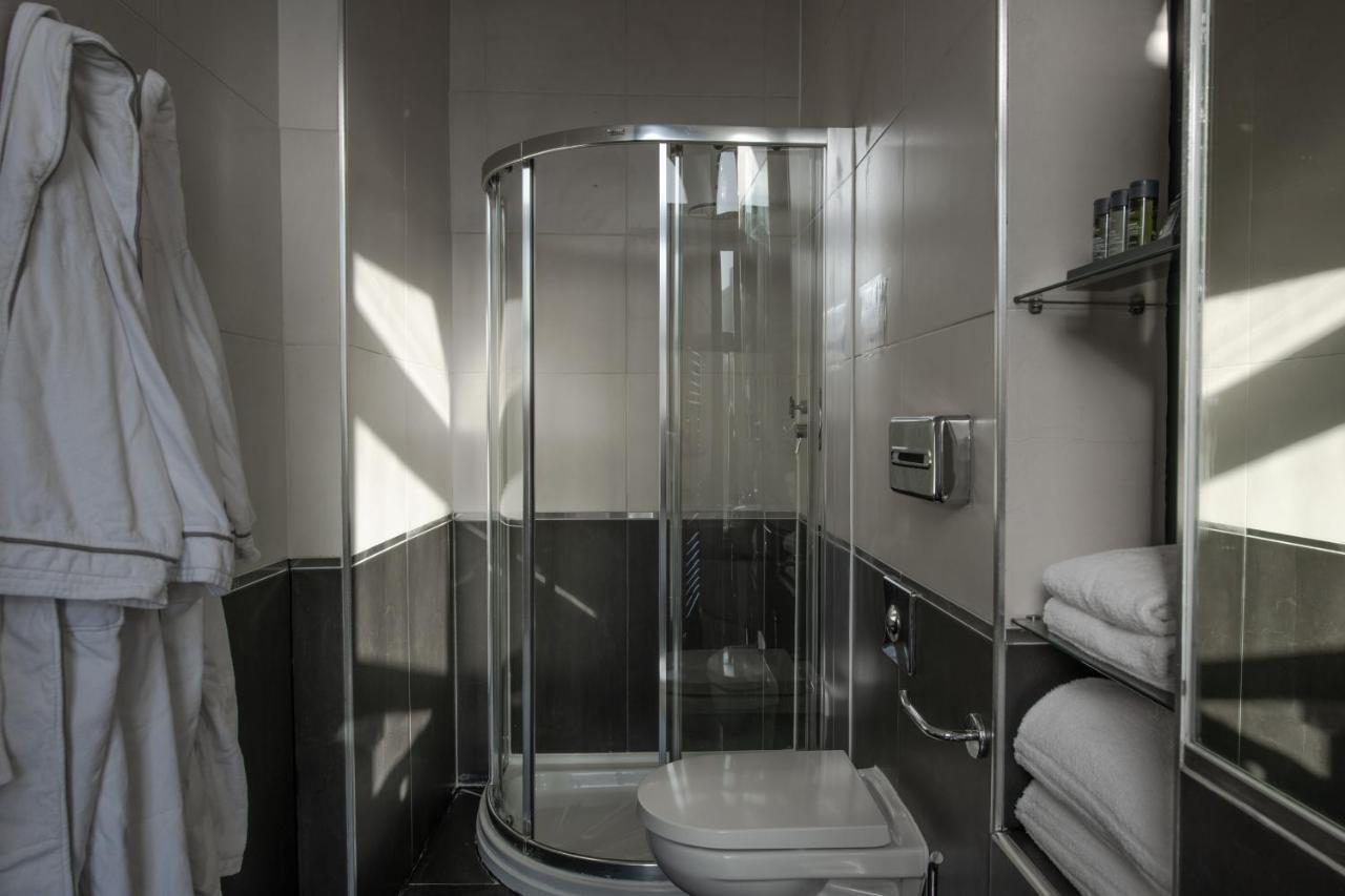 62 Castle Street Hotel 4*
