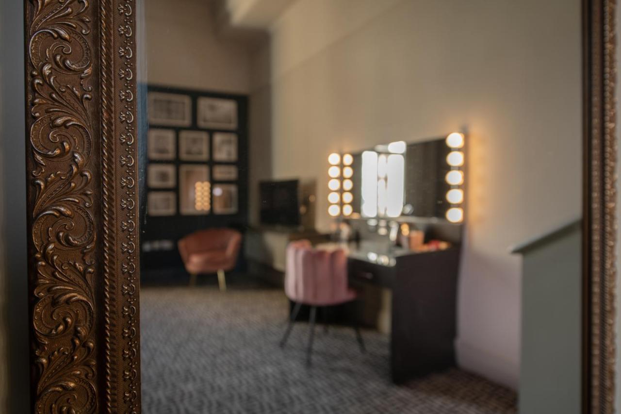 62 Castle Street Hotel 4*
